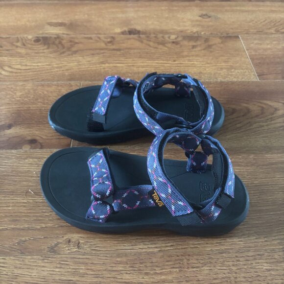 Teva purple woven sandals in size 13 - Picture 4 of 6
